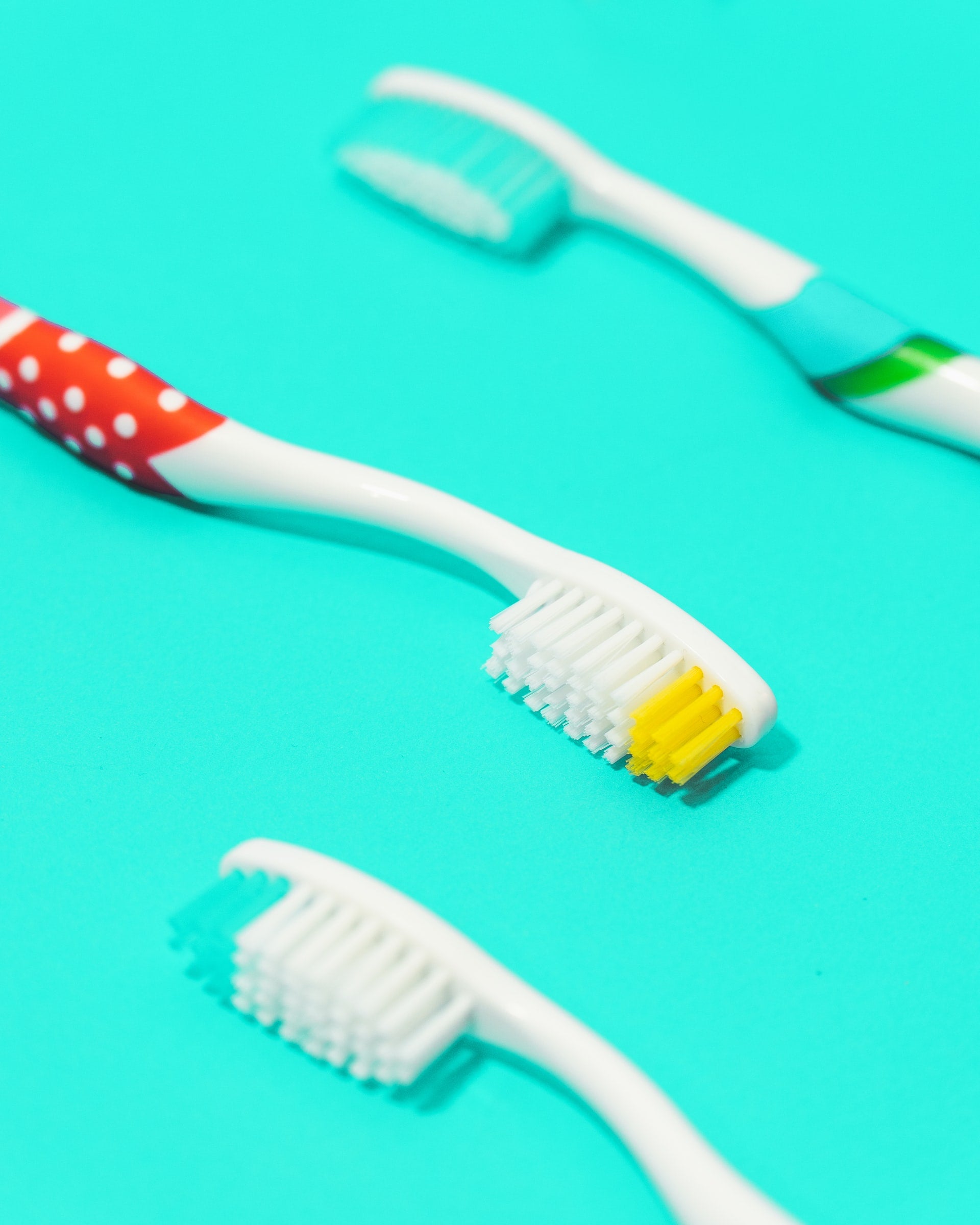 Harmful Ingredients in Toothpaste to Avoid